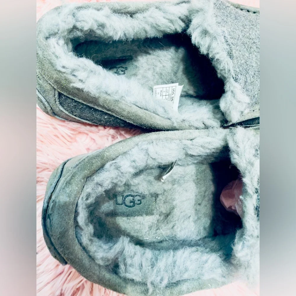 UGG Men's Ascot‎ Suede Wool Sheepskin Lined Moc Toe Gray Slippers Size 9 EUC